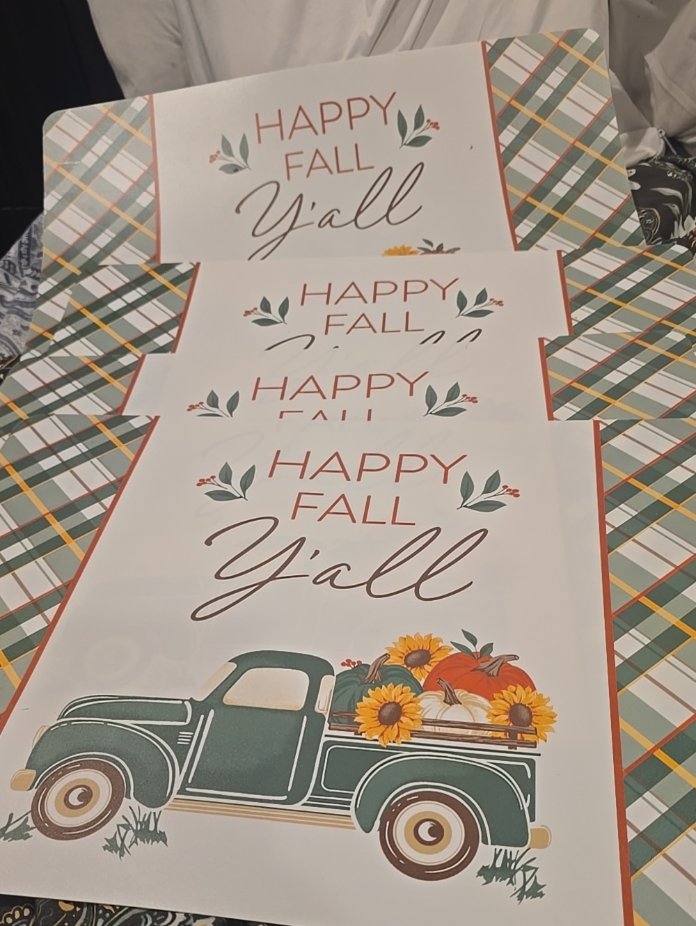❤️5/$25 Happy Fall Y'all Decorative Place Mats